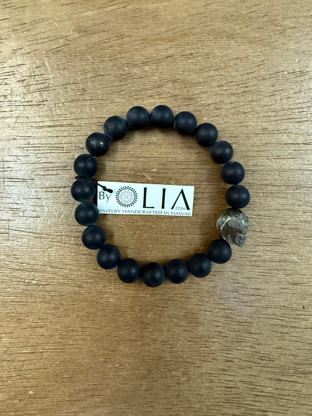 Black Onyx Beads Pyrite Skull Bracelet - Olia