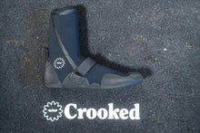Load image into Gallery viewer, 4mm Split-Toe Booties - Crooked