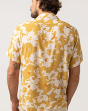 Load image into Gallery viewer, Howser SS Shirt (Gold) - Rhythm