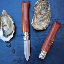 Load image into Gallery viewer, No.9 Oyster Knife with Paddock Handle - Opinel